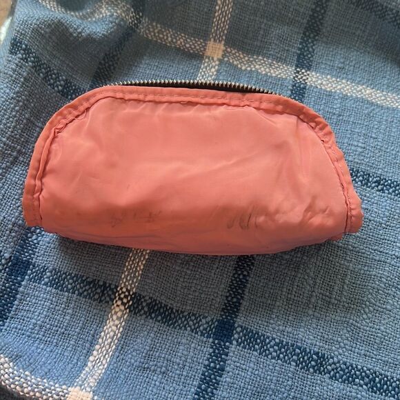 Make up bag ✨✨✨  - Picture 8 of 11